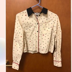 Letters print cropped shirt